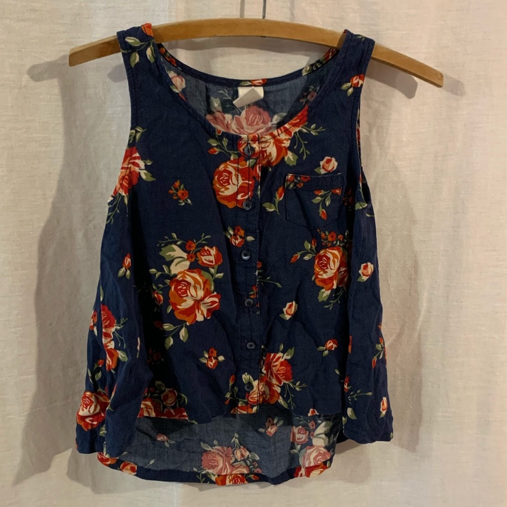 Cute floral crop top